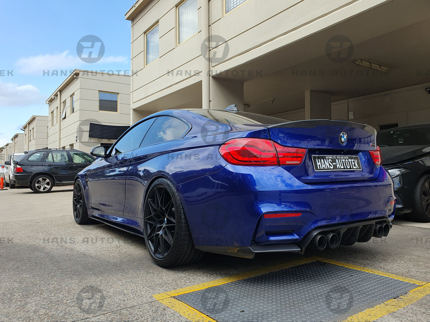 V Style Real Full Carbon Fiber Rear Diffuser FOR BMW M3 M4 F80 F82 F83